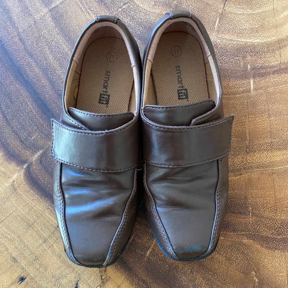 Brown Smart fit dress shoes size 11